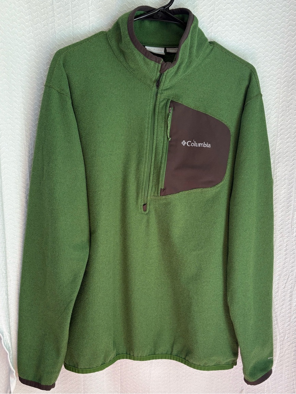 Columbia Men’s Omni-Wick Half-Zip Lightweight Fleece Pullover. Size L